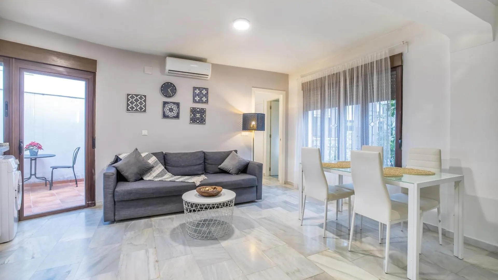 Encanto En La Juderia: Apartamento Con Patio Cordoba Spain